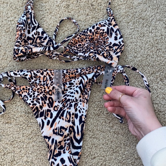 Shein and zaful bikini bundle size small and medium - Picture 11 of 12